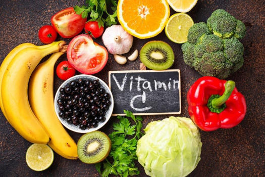 C Vitamini: Faydaları, Nelerde Bulunur ve Doğru Kullanımı C Vitamini: Faydaları, Nelerde Bulunur ve Doğru Kullanımı