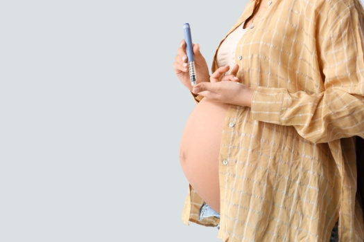 Gebelik Diyabeti: Belirtileri, Nedenleri ve Beslenme Rehberi Gebelik Diyabeti: Belirtileri, Nedenleri ve Beslenme Rehberi
